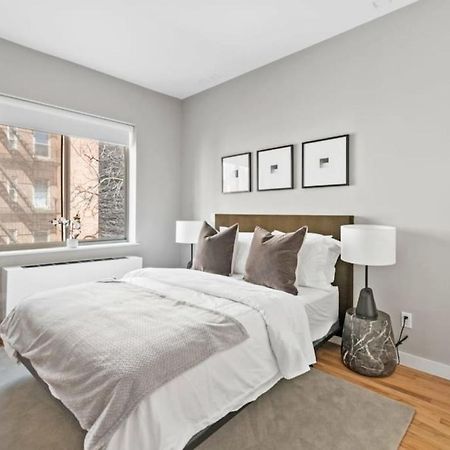 Top Notch 2Br Suite Minutes To Central Park Нью-Йорк Екстер'єр фото