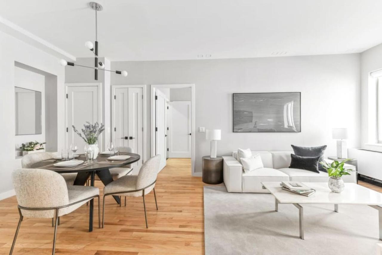 Top Notch 2Br Suite Minutes To Central Park Нью-Йорк Екстер'єр фото